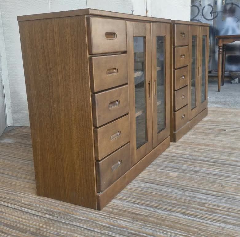 Twin Kitchen Cabinet (Category: Shelves, Cabinets & Racks) located in Meycauayan. Submitted by marygracecasimiro (Listing ID 1466482704, Image 2). Description: Twin Nitori Kitchen Cabinet L35.5 x W13.5 x H31 Price: 8,900 set🩷.