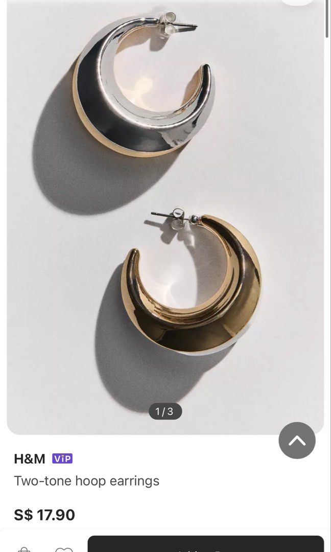 Two-toned Hoop Earrings (Category: Earrings) located in Paranaque City. Submitted by dalle_closet (Listing ID 1466486715, Image 2). Description: ang nice nito makinis pa yan sa actual.