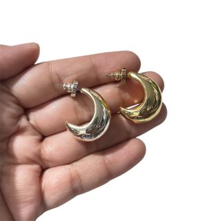 (Category: ) located in . Submitted by dalle_closet (Listing ID 1466486715, Image 1). Description: .
