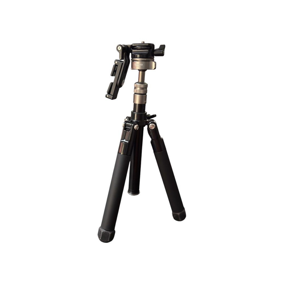 Ulanzi MT-63 Portable Camera Tripod (Category: Tripods & Monopods) located in Paranaque City. Submitted by dalle_closet (Listing ID 1466400057, Image 1). Description: Ulanzi MT-63 Portable Camera Tripod Monopod with 360° Panoramic Head Built-In Phone Clip Horizontal, Vertical, and Center Shaft Inverted Shooting Mode 26cm to 150cm Adjustable Height for Smartphone, DSLR, SLR, Mirrorless .