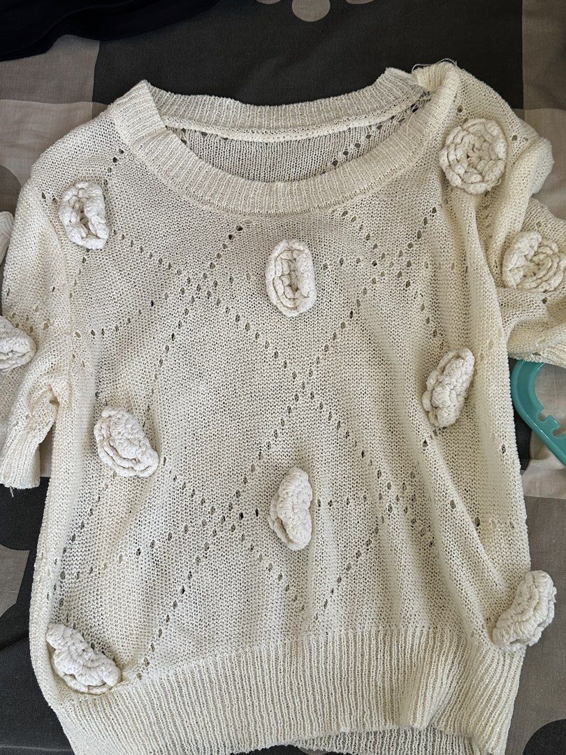 Unbranded and branded kids clothes (Category: Coats, Jackets and Outerwear) located in Manila. Submitted by silentfire.54ea36 (Listing ID 1466361578, Image 3). Description: Branded 50 Unbranded 25.