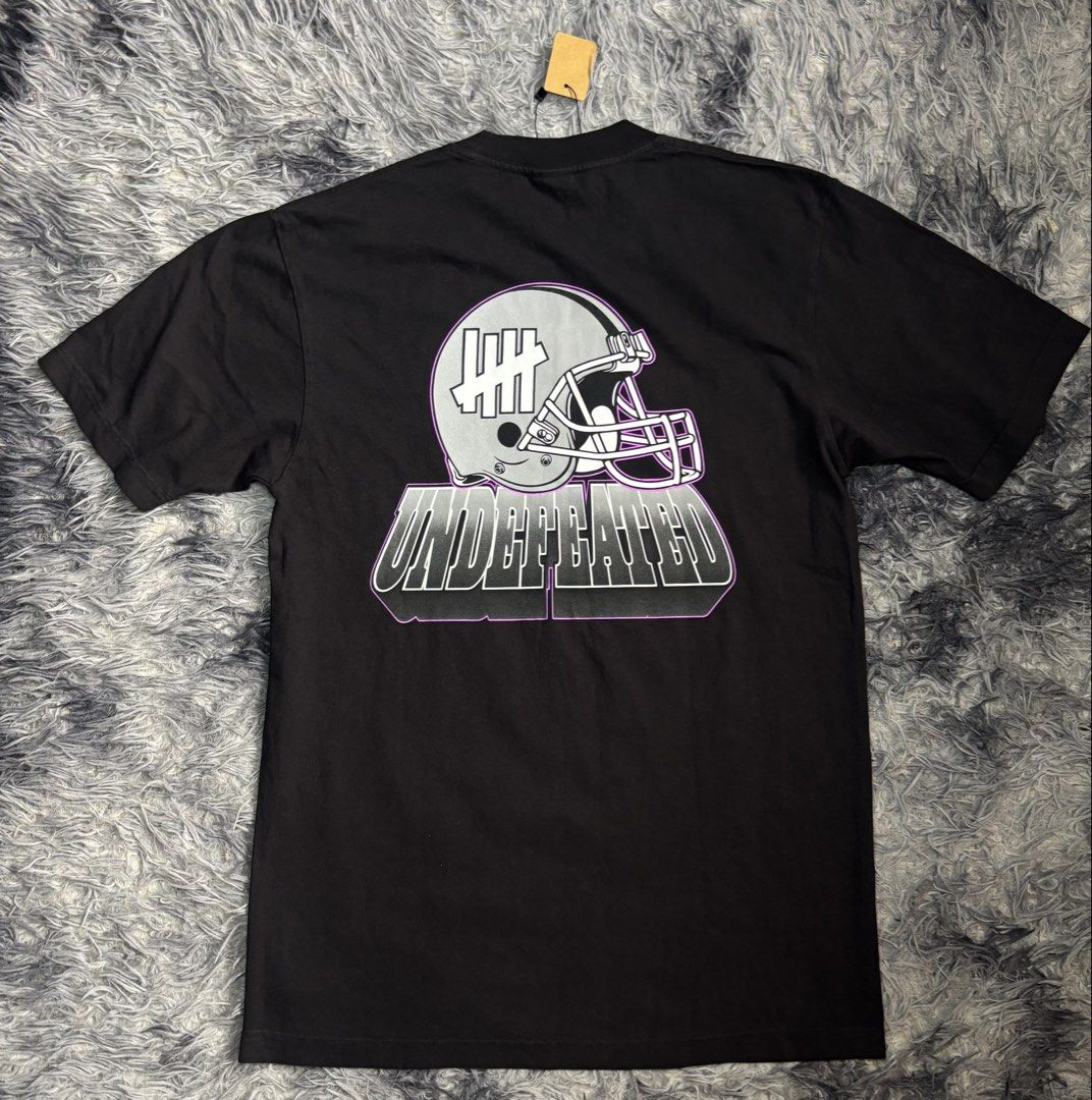 UNDEFEATED (Category: Activewear) located in Legazpi City. Submitted by thesource052 (Listing ID 1466503320, Image 3). Description: UNDEFEATED SMALL ON TAG FITS MEDIUM W:20” L:30” Good as new 880..