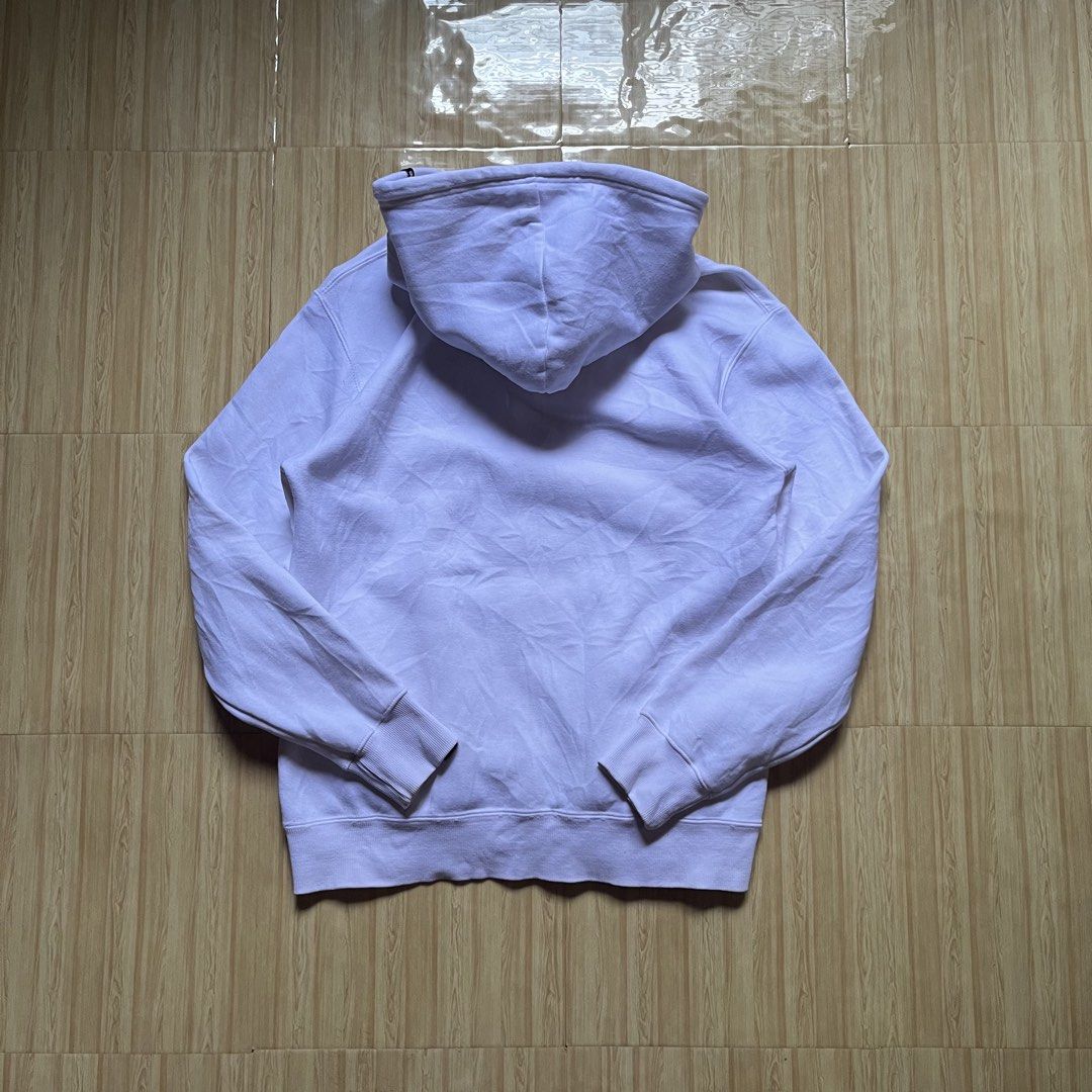 Undefeated Box Logo Pullover hoodie (Category: Hoodies) located in Hagonoy. Submitted by ianthrift_ph (Listing ID 1466531160, Image 2). Description: complete tags/authentic size large on tag 21 width, 27 length excellent condition color rate 10/10 issue: yellow stain, see last pic (washable) .