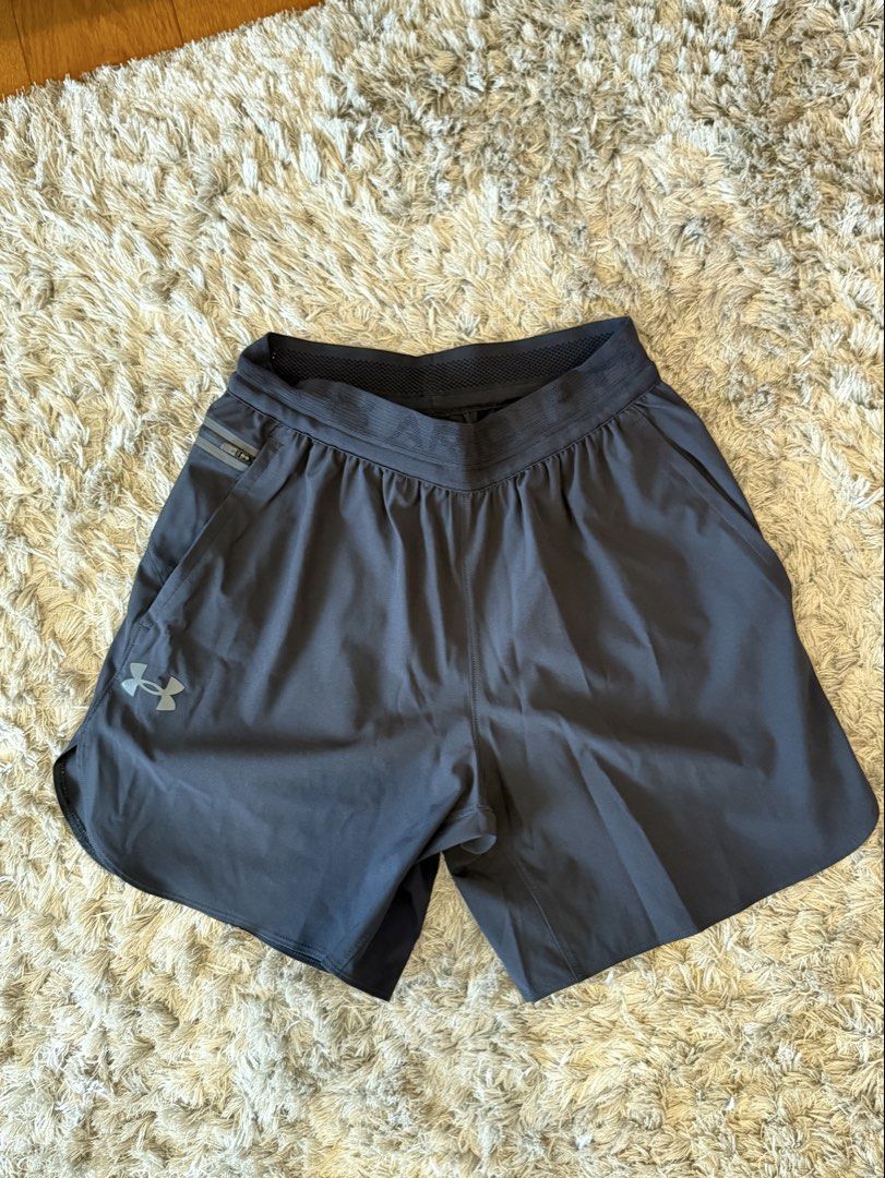 Under Armour (Category: Activewear) located in Makati City. Submitted by MyPurchases2021 (Listing ID 1466413796, Image 1). Description: .