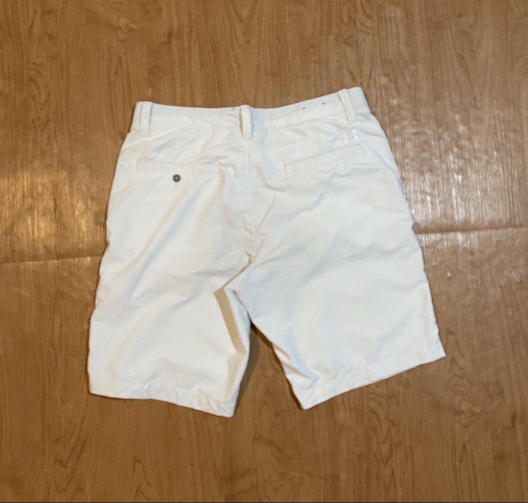 Under Armour men's Golf short (Category: Shorts) located in Bacolod City. Submitted by maxpeynthrift (Listing ID 1466419132, Image 2). Description: Size 36 W 36 to 38 L 21 In seam 11 Hem 11 Excellent condition No issue .