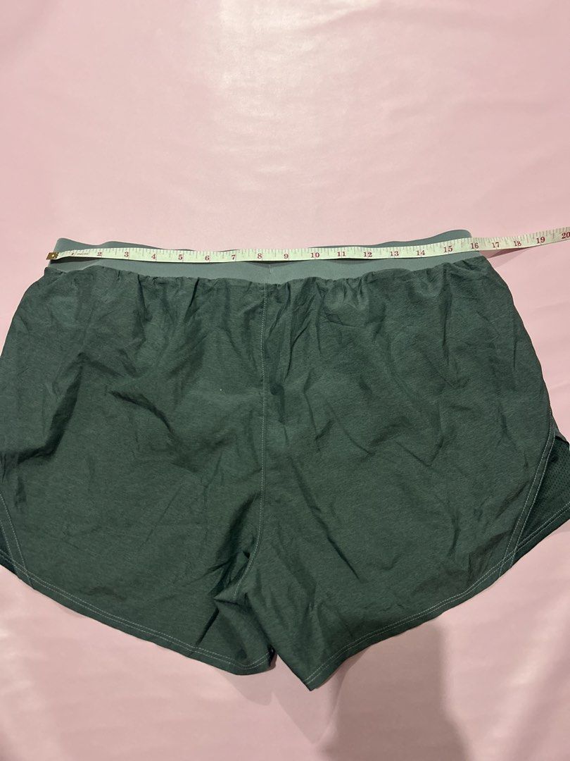 Under Armour Running Short (Category: Activewear) located in Manila. Submitted by chen_clybelles (Listing ID 1466475745, Image 3). Description: .