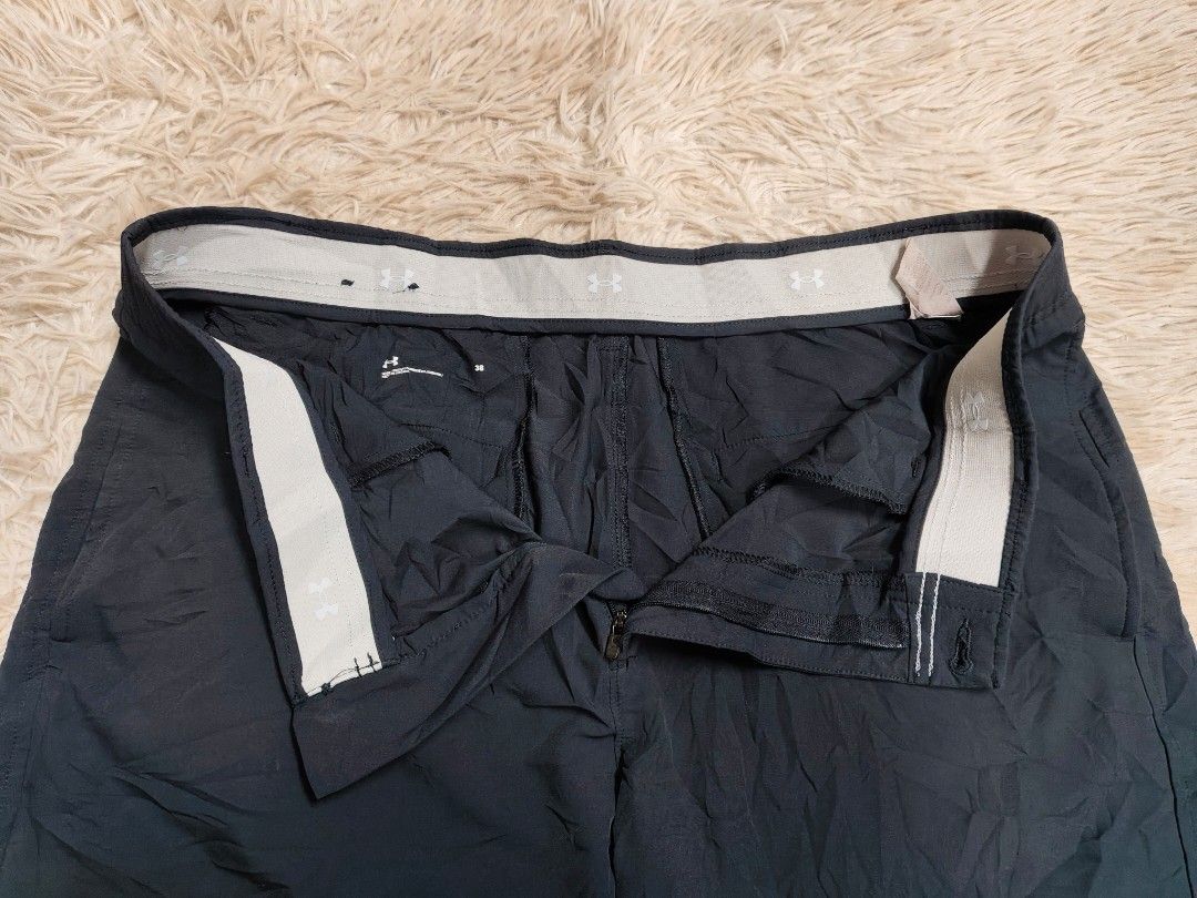 Under Armour Shorts (Category: Shorts) located in Angeles City. Submitted by miss_independent01 (Listing ID 1466477616, Image 3). Description: Under Armour Shorts Color: Black Width: 18.5 (size 38-39) Length: 19 MOP: Gcash ✅ Mine Now, Pay Now ✅ First to Pay, Gets the Item 📍 PAMPANGA Courier: JnT 🚚🚚 PM 💌.