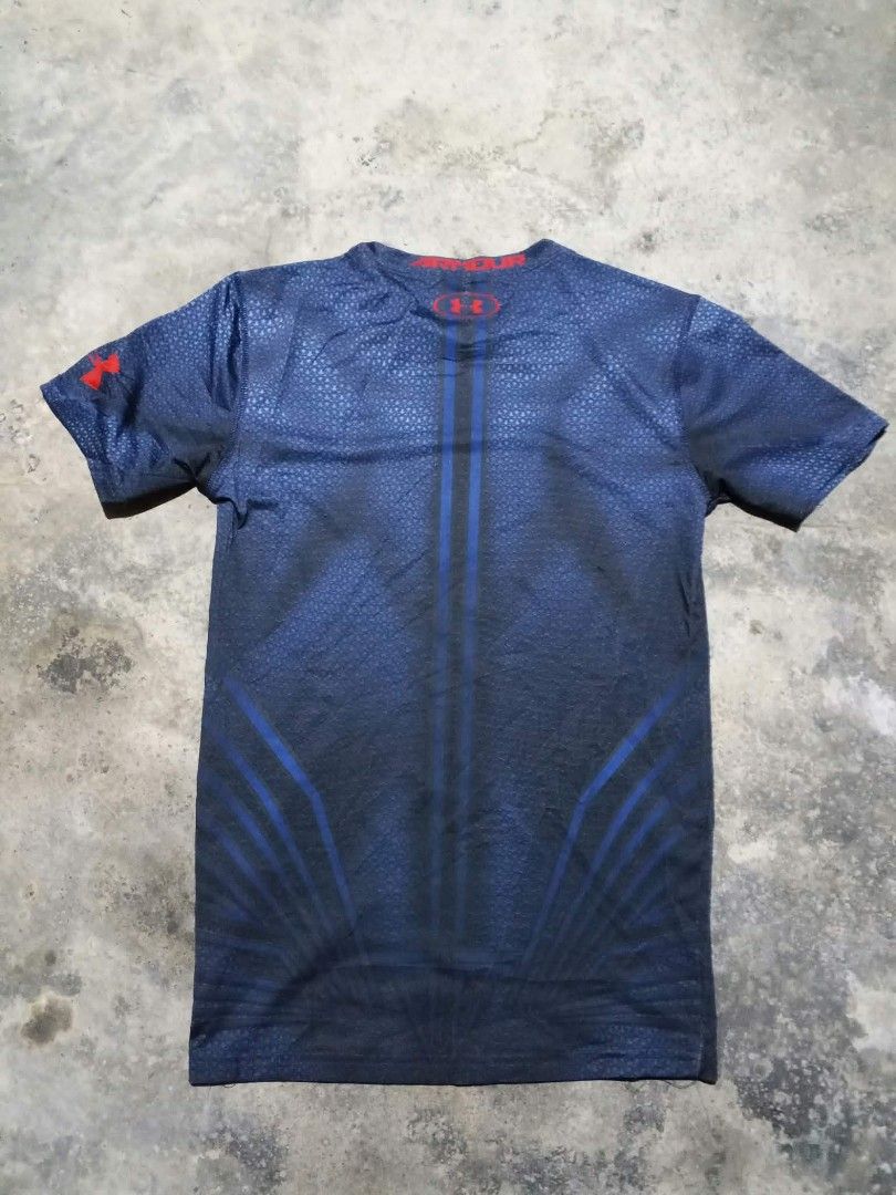 Underarmour compression tshirt (Category: Activewear) located in General Santos City (Dadiangas). Submitted by thrift_raid (Listing ID 1466345660, Image 3). Description: size xL.