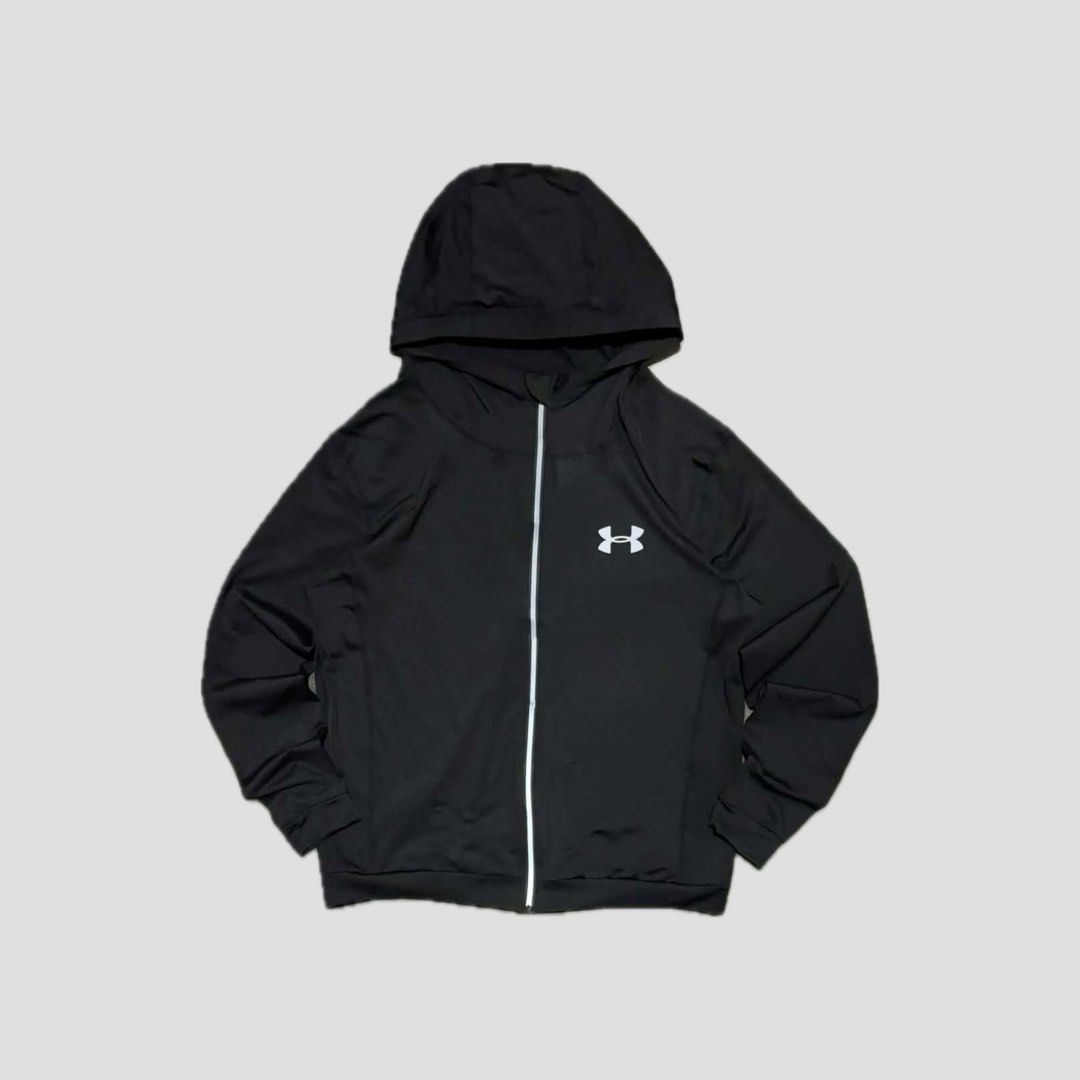 underarmour woven zip up jacket (Category: Coats, Jackets and Outerwear) located in Bacoor. Submitted by striped_boyz (Listing ID 1466423613, Image 1). Description: underarmour woven zip up jacket 21W 24L 10/10 condition no issue 499 free shipping.