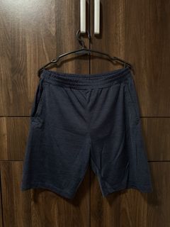 (Category: ) located in . Submitted by uniqlovesalepre (Listing ID 1466491926, Image 1). Description: .