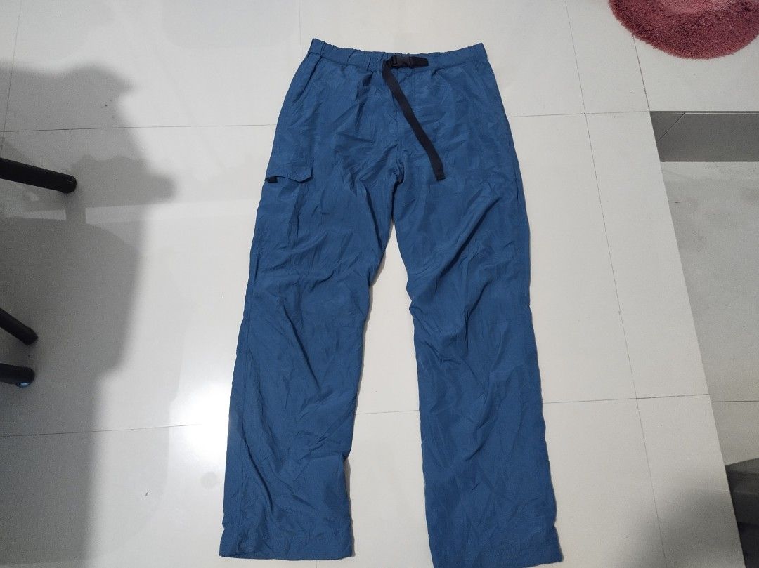 UNIQLO GEARED PANTS (Category: Jeans) located in Tagaytay City. Submitted by dcthrifts (Listing ID 1466454196, Image 1). Description: w32-34 l 41.