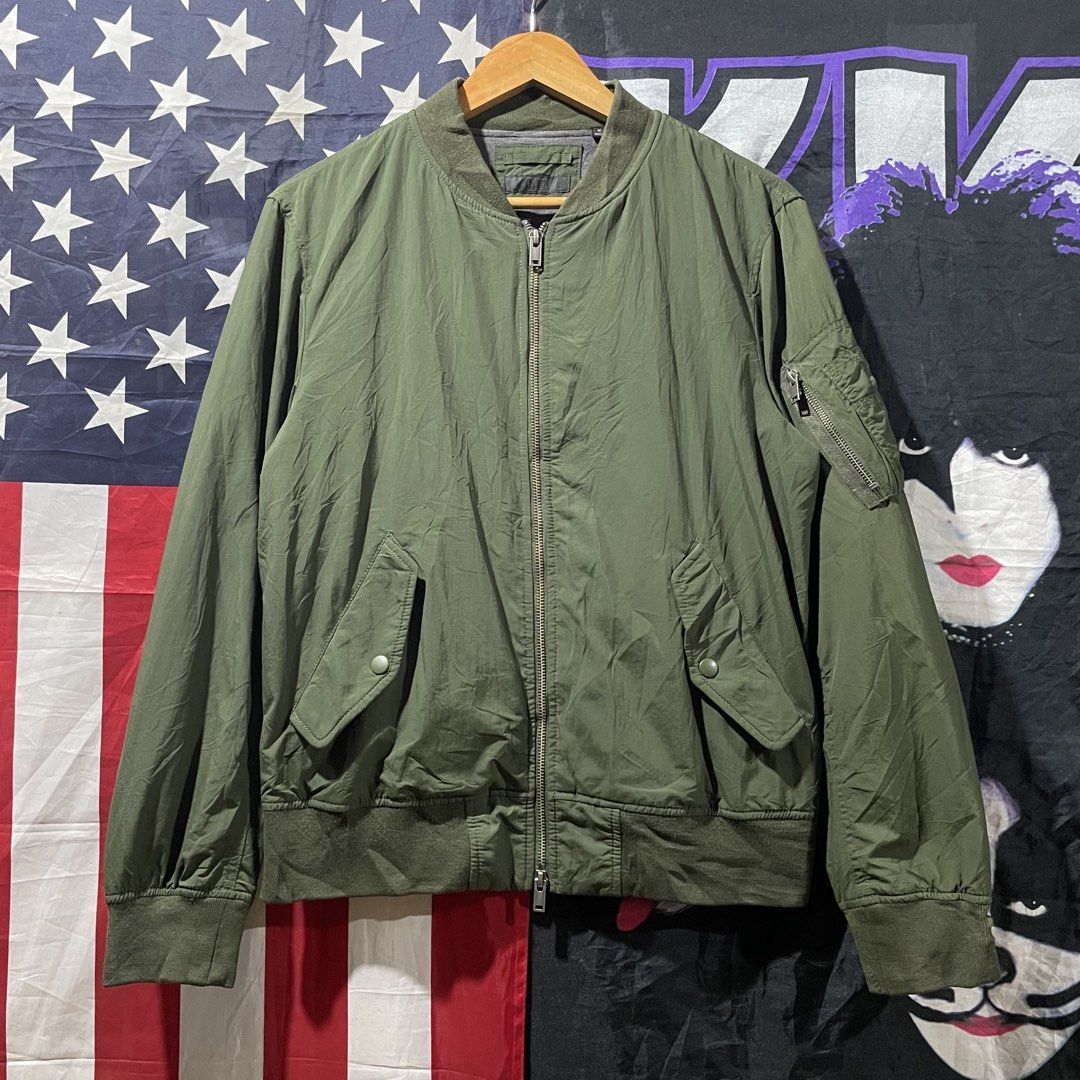 Uniqlo MA-1 Flight Bomber Jacket (Category: Coats, Jackets and Outerwear) located in Pandi. Submitted by 28hundreds (Listing ID 1466547927, Image 1). Description: Uniqlo MA-1 Flight Bomber Jacket W 22 • L 25.5 excellent condition, no flaws, authentic, olive green, water resistant see detailed pics to appreciate the piece thank you. - 1000 +sf bulacan.