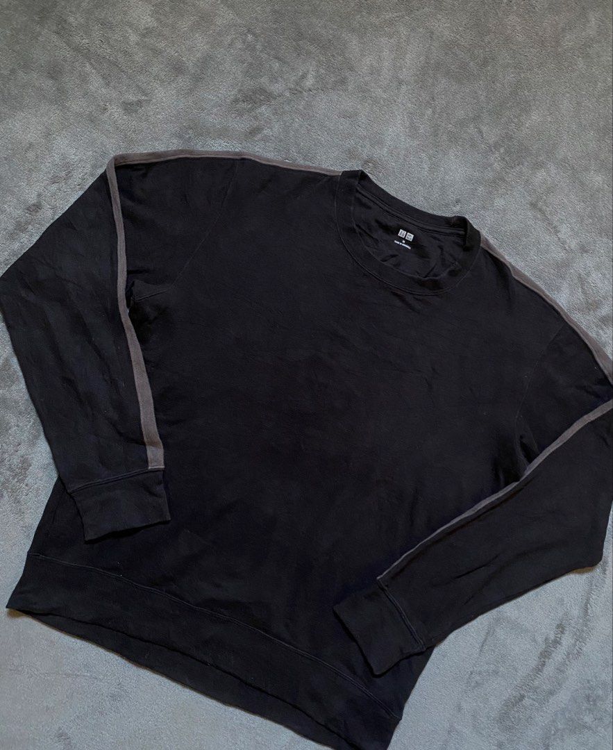 Uniqlo Sweatshirt (Category: Hoodies) located in Catarman. Submitted by value.fits (Listing ID 1466446791, Image 2). Description: Size:M.