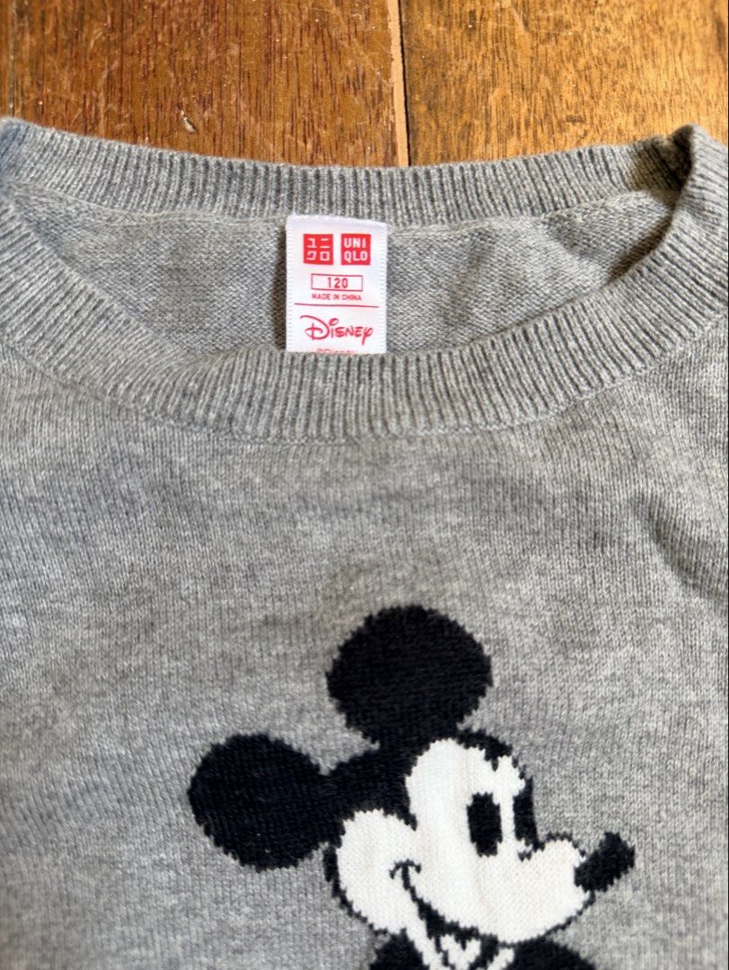 Uniqlo x Disney Sweater (Category: Babies & Kids Fashion) located in Paranaque City. Submitted by sweetiesarah01 (Listing ID 1466386988, Image 3). Description: Unqlo size 120 Used once.