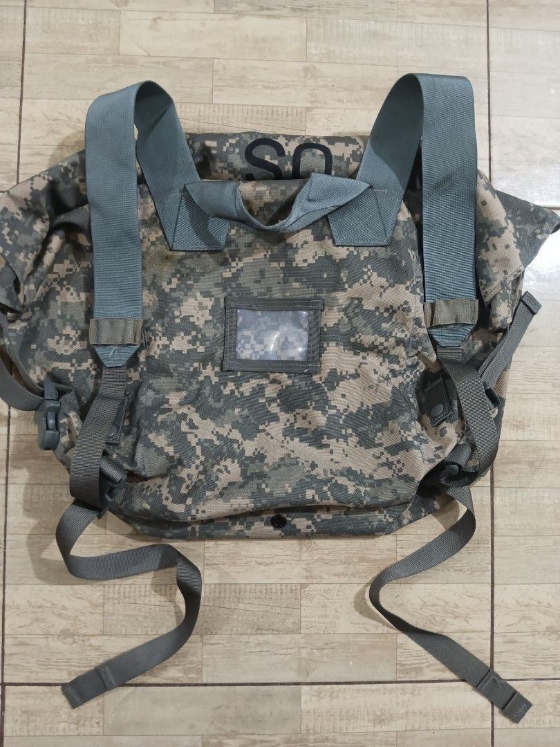 US Army ACU Protected Gear Backpack Duffle Bag (Category: Backpacks) located in General Santos City (Dadiangas). Submitted by silvervintage77 (Listing ID 1466468687, Image 1). Description: US Army ACU Protected Gear Backpack Duffle Bag Like new 10/10 color rate.
