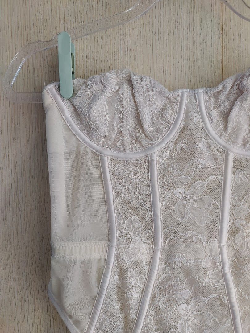 Victoria's Secret White Bodysuit (Category: Bikinis & Swimsuits) located in Bacoor. Submitted by lieze (Listing ID 1466442920, Image 2). Description: used thrice only see thru may wire sa bra part corset type v cut sa back.