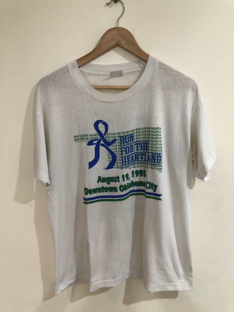 Vintage 90s Marathon Tee (Category: Tshirts & Polo Shirts ) located in Manila. Submitted by picklerick_collects (Listing ID 1466397785, Image 1). Description: .
