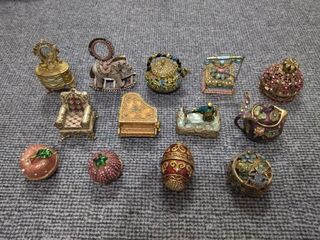 (Category: ) located in . Submitted by st3preloved (Listing ID 1466531460, Image 1). Description: .