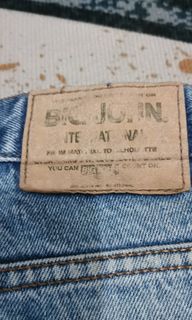 (Category: ) located in . Submitted by thrift_ni_sir (Listing ID 1466559597, Image 1). Description: .