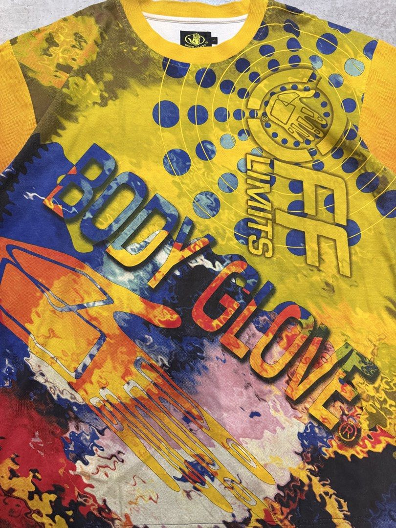 Vintage Body Glove "Off limits" AOP (Category: Tshirts & Polo Shirts ) located in Manila. Submitted by blackhearted28 (Listing ID 1466497991, Image 3). Description: Vintage Body Glove "Off limits" AOP XL (24x31) .