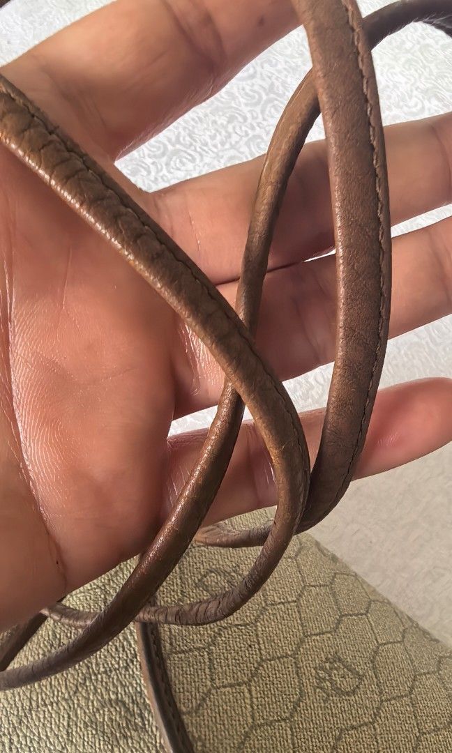 Vintage CD coated monogram canvass (Category: Cross-body Bags) located in Tuguegarao City. Submitted by zenphoenix-7ad615 (Listing ID 1466418526, Image 3). Description: Sale With signs of use sa mga leather part.