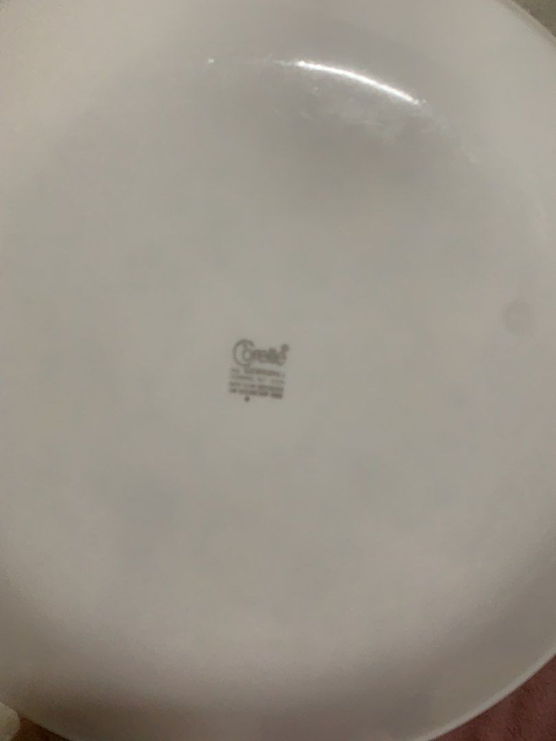 Vintage Corelle April Plates 3pcs (Category: Dinnerware & Cutlery) located in Las Pinas. Submitted by erd17declutters (Listing ID 1466559561, Image 3). Description: vintage Corelle April pattern dishes from the 1970s. Plate Details • Corelle April Design: Features a cheerful cluster of yellow flowers and green leaves in the center with a thin yellow rim. • Material: Made of durable, lightweight white vitrelle glass. 📍 Las Pinas City 💵 Union Dig