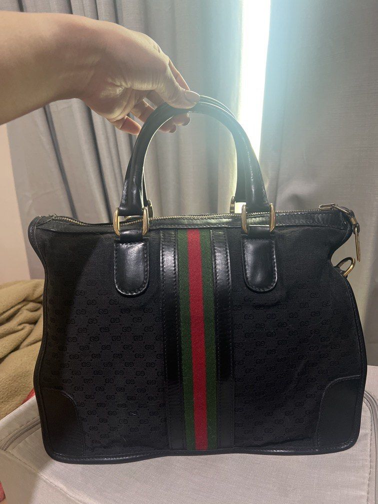 Vintage Gucci 2way Tote (Category: Luxury Bags & Wallets) located in Makati City. Submitted by carullee (Listing ID 1466361797, Image 1). Description: Authentic Gucci 2 way tote With cert of authenticity With detachable strap Minimal sign of use consistent with its age Shipping co buyer.