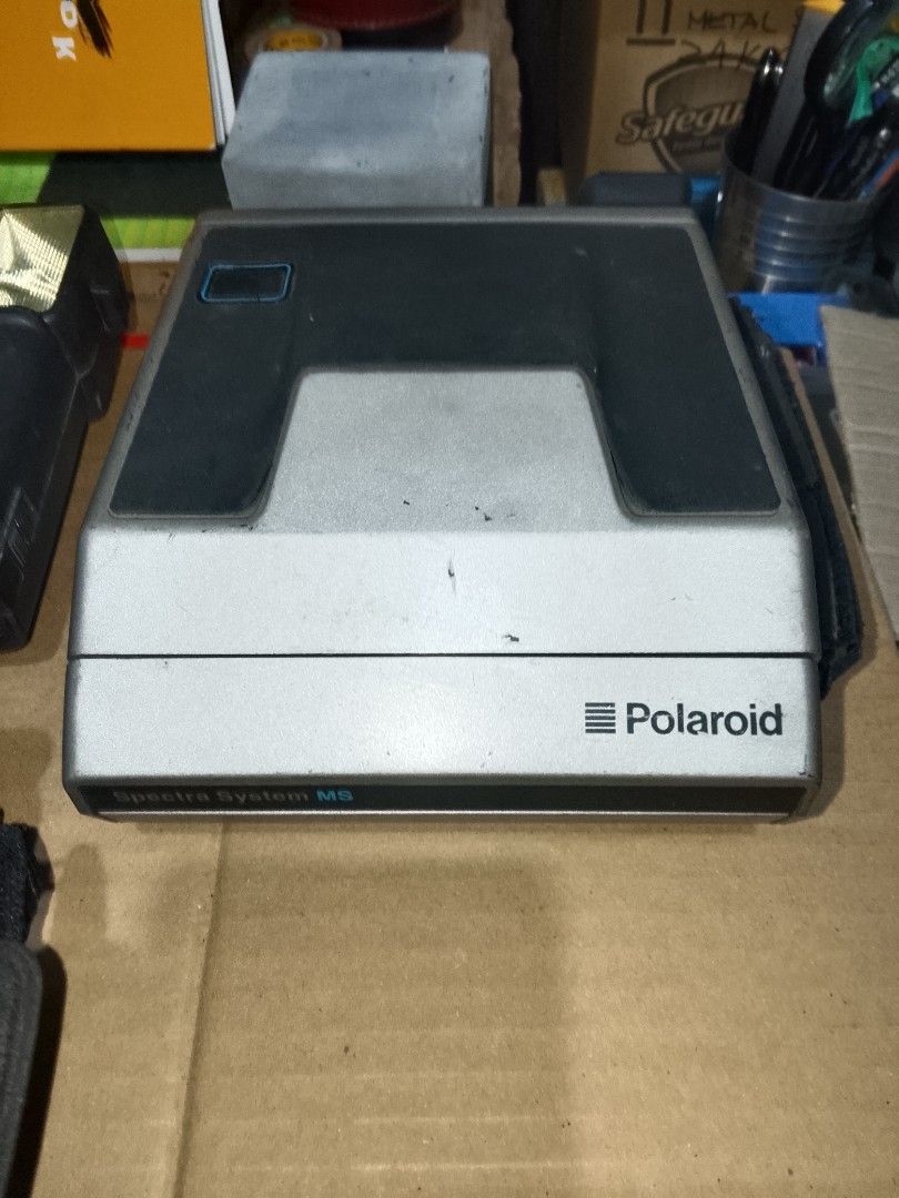 Vintage Insta Cameras Bundle (Category: Cameras) located in Santo Tomas. Submitted by retrotastic (Listing ID 1466371182, Image 2). Description: take all 3 pcs Vintage Instant cameras. untested don't have instant film po pero looks good I think ok pa sya. 3 pcs na po for 800.