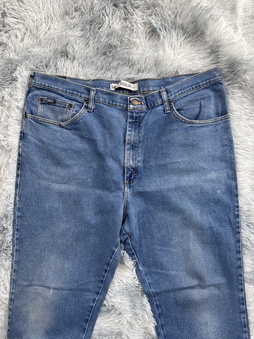 Vintage Lee Regular Fit Jeans (Category: Jeans) located in Taguig. Submitted by mrwickjohn67 (Listing ID 1466453447, Image 2). Description: Excellent No issue : (in inches) Waistline: 38-41, Length: 43.5, Crotch: 15.5, Hem: 8.5 .