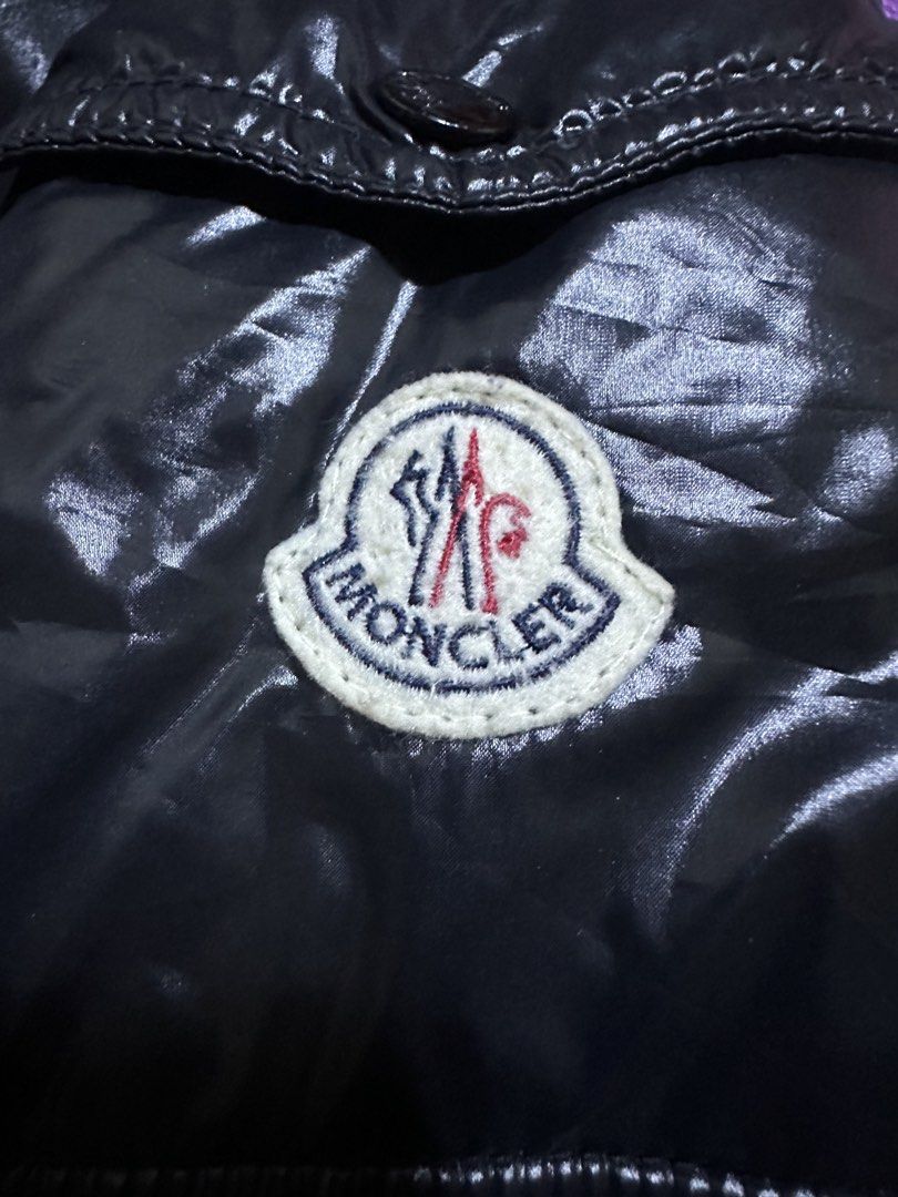 vintage moncler maya down jacket (Category: Coats, Jackets and Outerwear) located in Baguio. Submitted by nieldan.2 (Listing ID 1466458083, Image 2). Description: excellent condition issue: missing hood size 1.