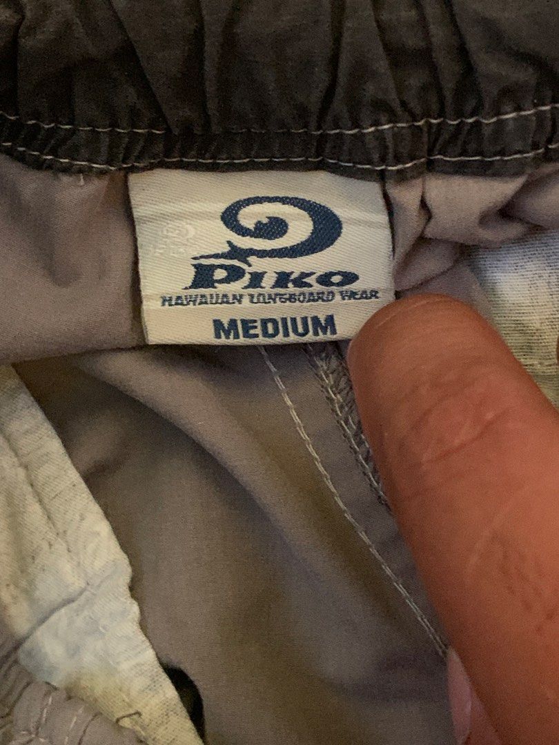 VINTAGE PIKO LONGBOARD JORTS CARGO (Category: Shorts) located in San Jose. Submitted by kapitan.onixxc (Listing ID 1466428313, Image 2). Description: Size 32 .