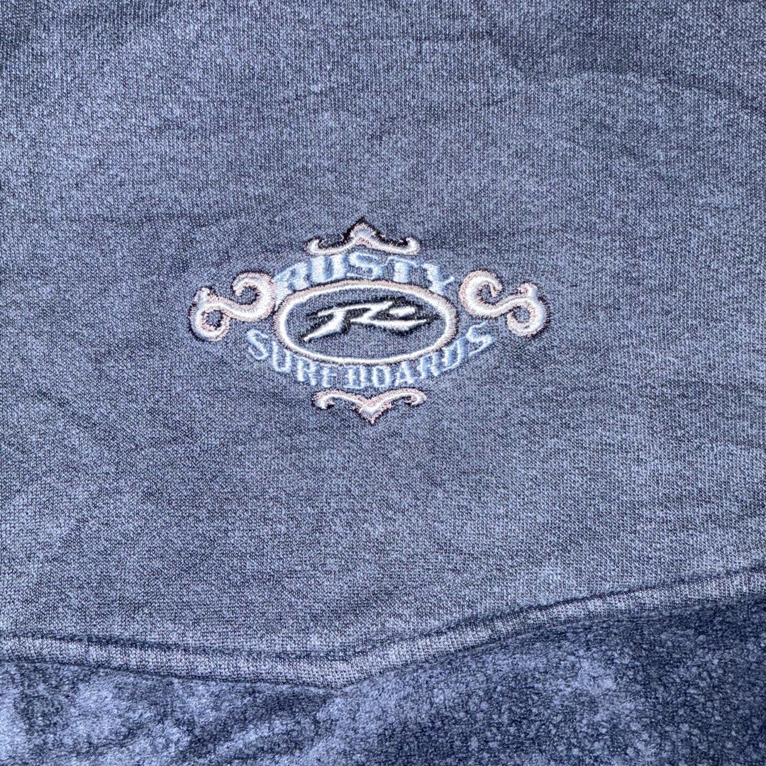 Vintage Rusty Surfboard Sweater (Category: Coats, Jackets and Outerwear) located in Nabua. Submitted by elevadoray (Listing ID 1466360890, Image 2). Description: Vintage Rusty Surfboard Sweater XL (27 x 32 Inches) Very Good Condition (9.5/10) P650.