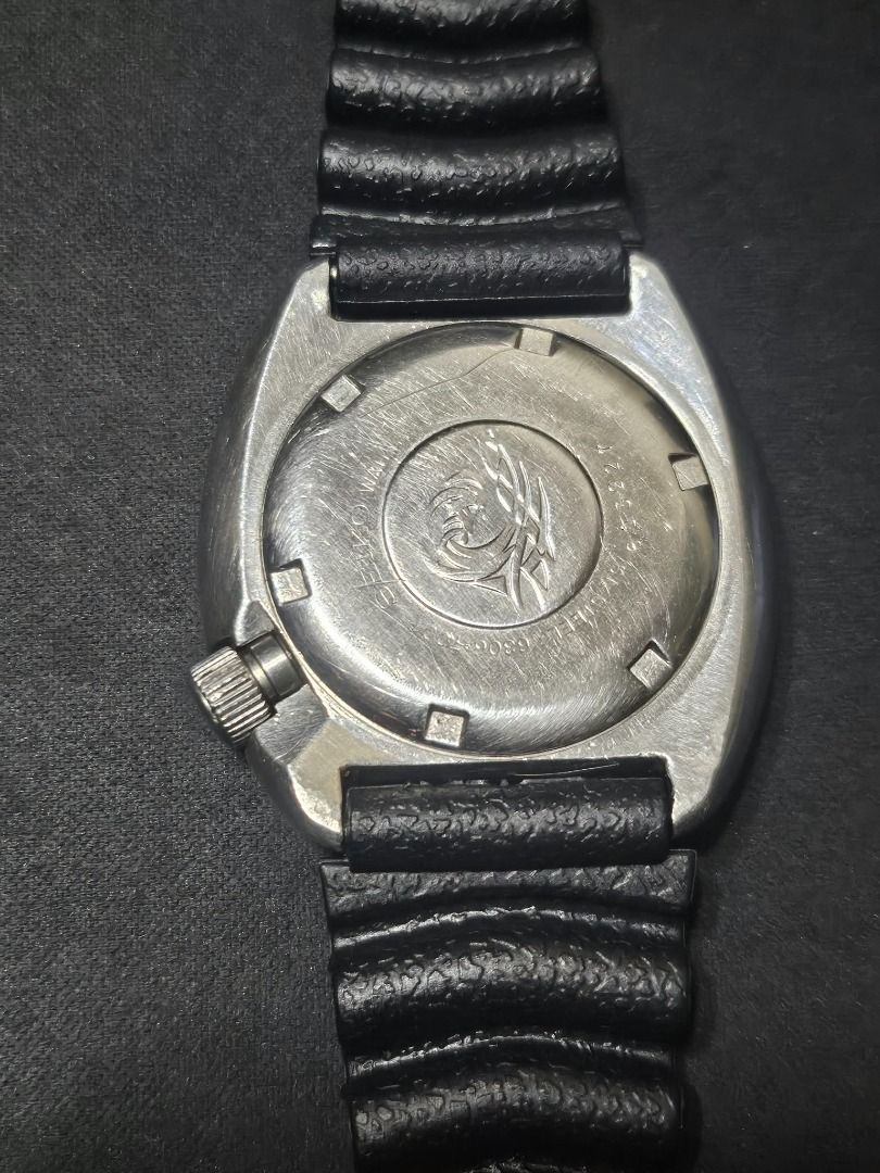 Vintage Seiko JDM "Turtle" Automatic Diver 6306-7001 (Category: Men's Watches) located in Valenzuela. Submitted by habejavier (Listing ID 1466447159, Image 3). Description: - BMBY: Nov 1976 - Dial: All original aged dial with patinated lume hands - Bezel: Rotating original black bezel - Case: Unpolished stainless steel case - Strap: Fitted with a comfortable black ribbed NATO strap - Movement: Automatic 6306-7001 with hacking function, cleaned an