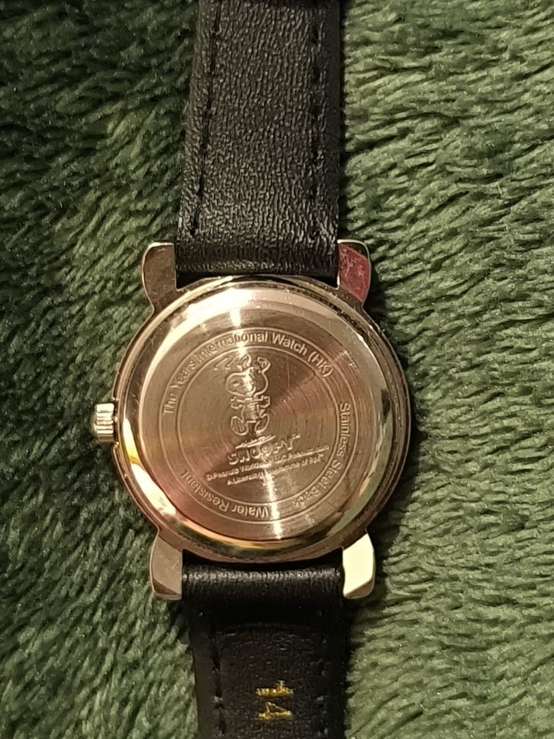 VINTAGE SNOOPY (Category: Luxury Watches) located in Manila. Submitted by sxynss (Listing ID 1466416402, Image 3). Description: 888 for luck 🤞🏻.