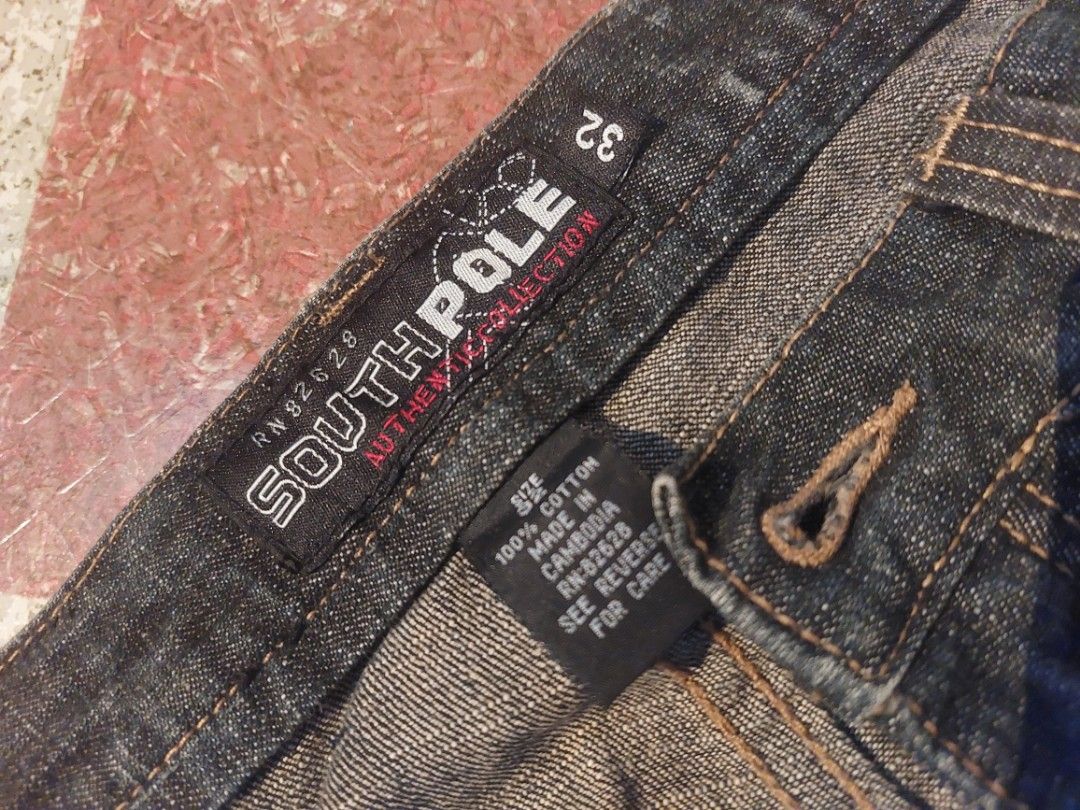 Vintage Y2K Southpole Pathwork Denim Jeans (Category: Jeans) located in Manila. Submitted by ulpasefei (Listing ID 1466359564, Image 3). Description: Vintage Y2K Southpole jeans green tab Baggy Fit Jeans, Patchwork design Suede Material, intricate ZigZag Stitches, deep pockets, Nice Vintage Acid wash. Size L: (W: 32-33 I L: 42 | Hem: 10 ) Crispy Condition, Minor issue Pinhole, see details on pics..