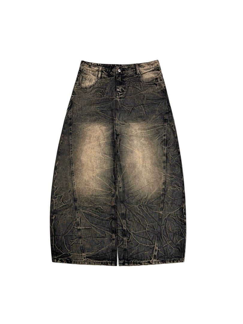 WASHED BROWN DENIM BARREL JEANS (Category: Jeans) located in Subic. Submitted by kidfrom00s (Listing ID 1466395184, Image 1). Description: WASHED BROWN DENIM BARREL JEANS 30” TO 34” WAIST 15” THIGH 40” LENGTH 12” OPEN LEG.