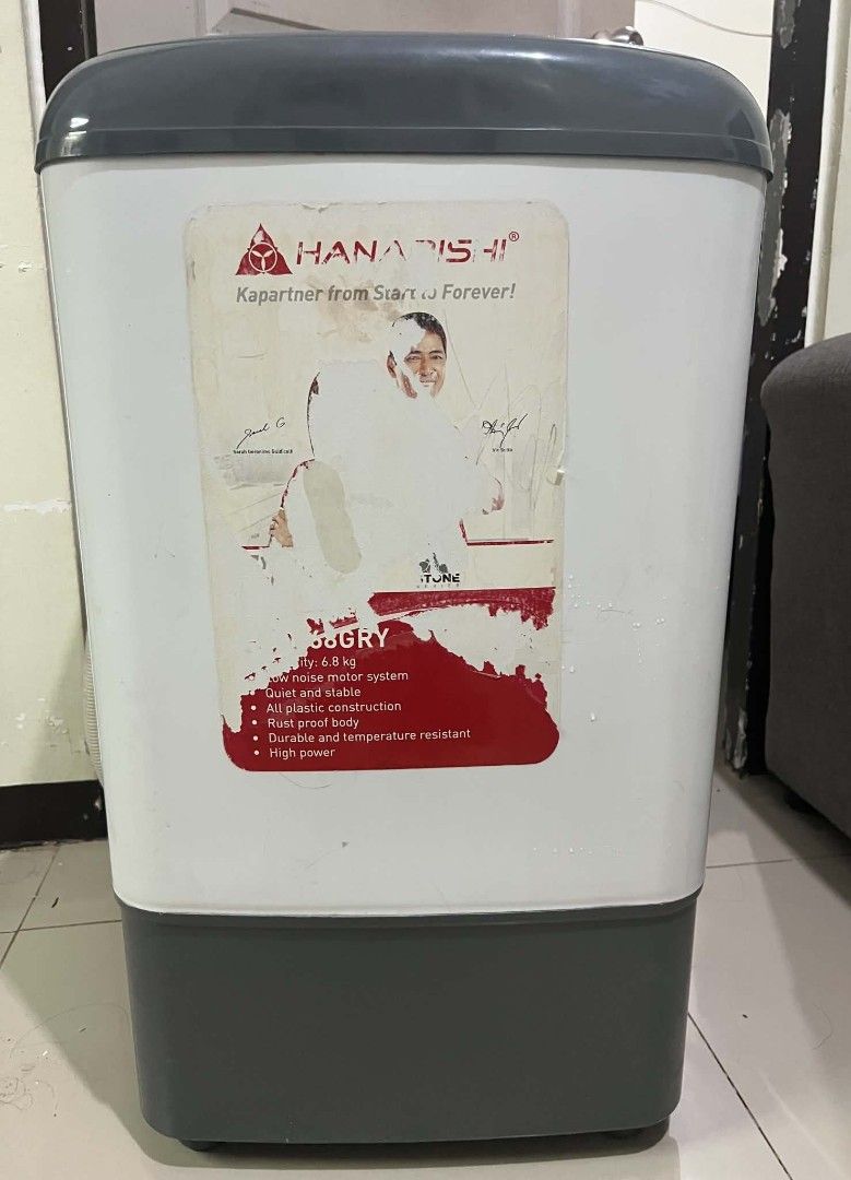 Washing and Dryer (Category: Washing Machines and Dryers) located in Paranaque City. Submitted by xxgeorgia (Listing ID 1466560069, Image 3). Description: washing machine & dryer 3k take all issue ng washing nag de-drain lang kahit ilagay sa normal naka drain lang yung tubig sa dryer no issue naman bukod sa tuklap yung design Nego price.