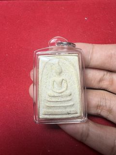 (Category: ) located in . Submitted by shen_amulet_sg (Listing ID 1466466874, Image 1). Description: .