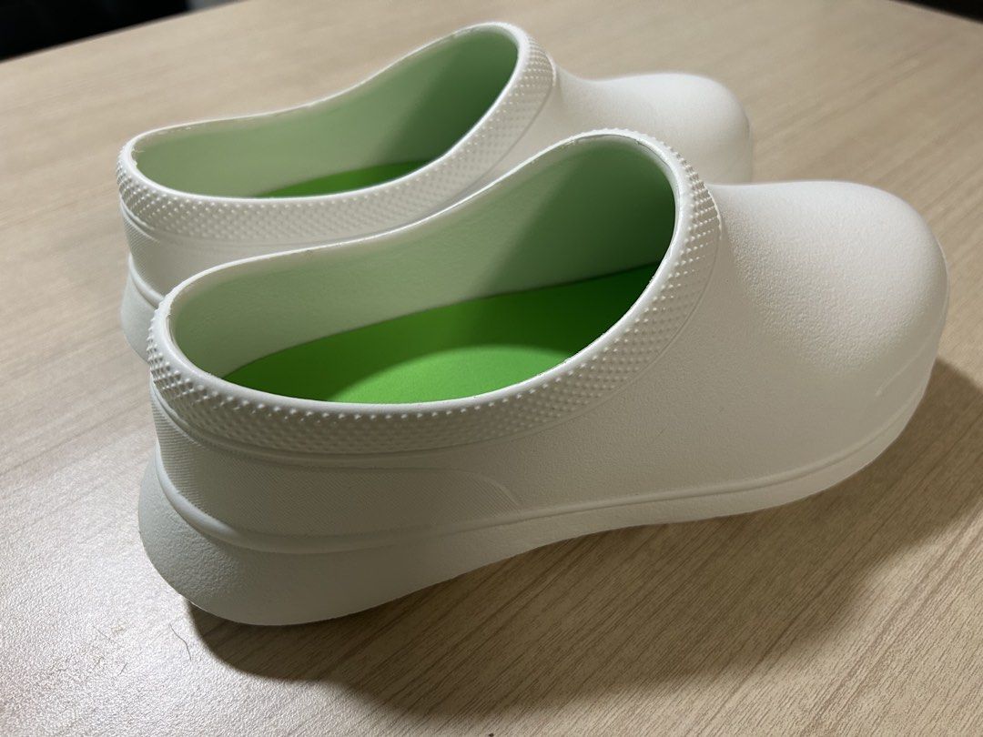 Waterproof, Slip Resistant, Lightweight White Slip-Ons (Category: Slippers and slides) located in Quezon City. Submitted by lynloved (Listing ID 1466551757, Image 3). Description: ☆ Bought size 37-38 on their shop ☆ Best fit for size 8.5/9 ☆ Only used once, clean ☆ Payment: GCash or any E-wallet (through my QR) - Payment first.