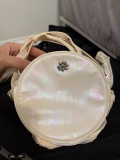 （分類：）位於 。 由 allelifa 提交（商品編號 1466528421，圖片 1）。簡介： 。