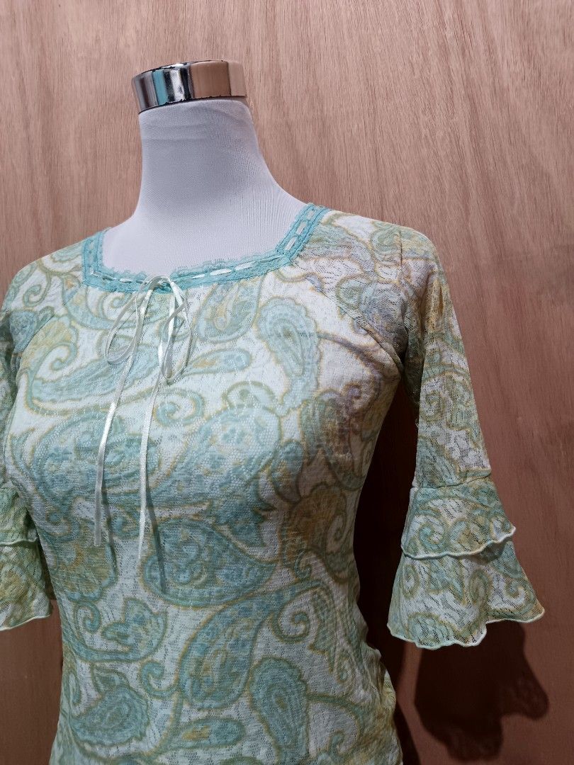 Whimsy style mesh top (Category: Longsleeves) located in Davao. Submitted by mln-boutique (Listing ID 1466473492, Image 2). Description: size - m good condition mesh.