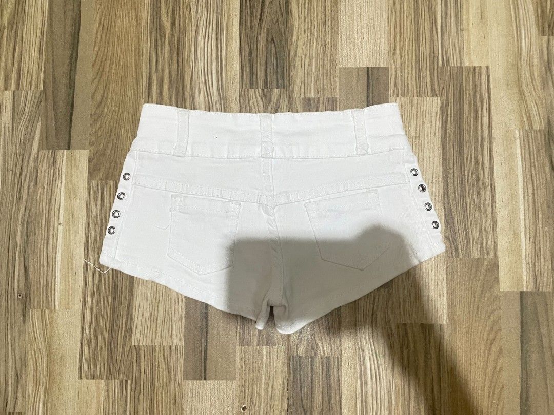 White Skull Low-rise Micro Shorts (Category: Shorts) located in San Pedro. Submitted by r.vynarchives (Listing ID 1466550279, Image 2). Description: Size 23 Length 6.9 •Washed Ready to Wear —DM for deets.