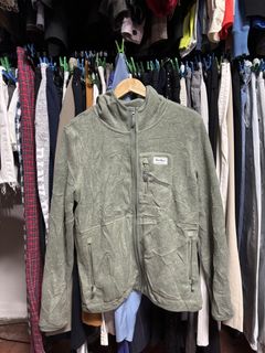 (Category: ) located in . Submitted by isabelasthriftclothes (Listing ID 1466479968, Image 1). Description: .
