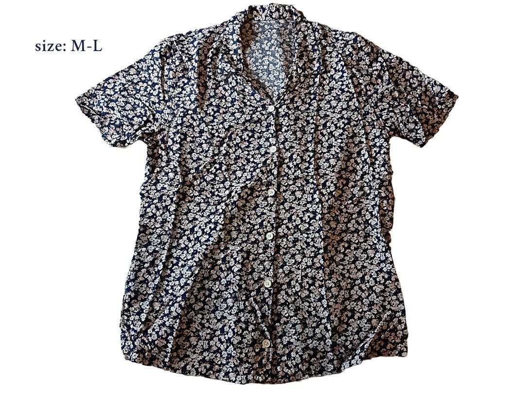 WOMEN'S BLOUSES & DRESSES (Category: Blouses) located in Quezon City. Submitted by tigresseller (Listing ID 1466453198, Image 3). Description: Commonwealth QC location For pick-up/delivery Shipping fee shouldered by the buyer Visit our place for more clothes!.