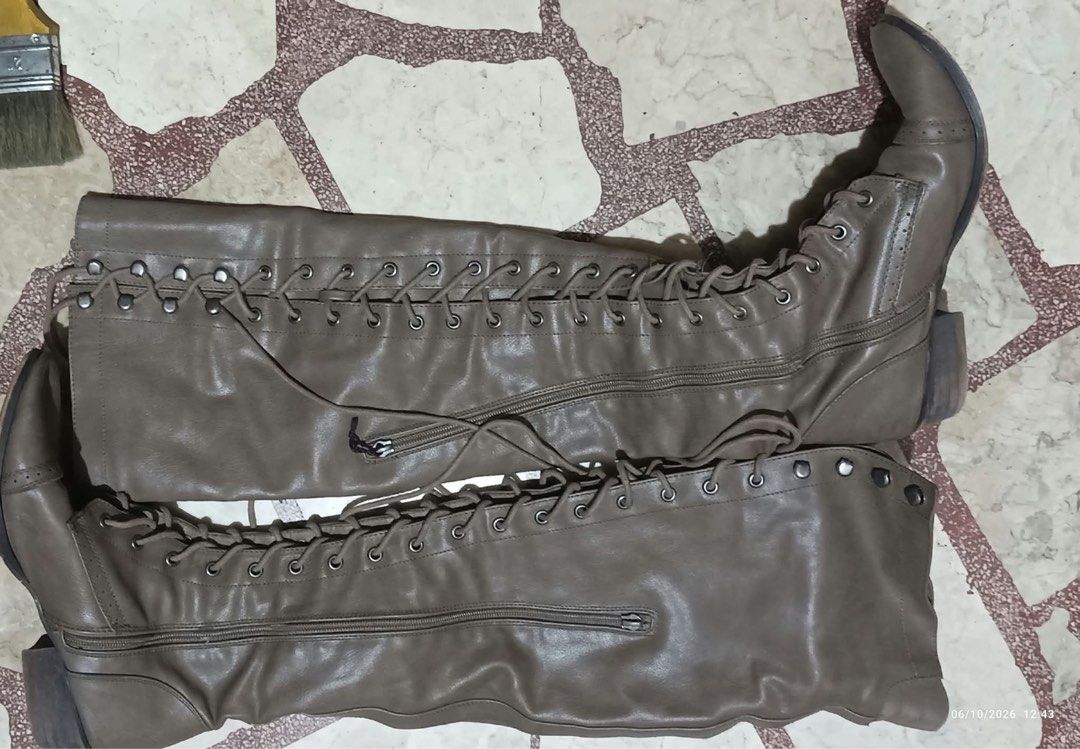 Womens Boots (Category: Boots) located in Taytay. Submitted by crisha14344 (Listing ID 1466384538, Image 2). Description: Over-the-knee/thigh-high lace-up women’s boots with side zippers Naka-stock nalang po yan talaga RFS: decluttering May tawad pa, offer lang po kayo.