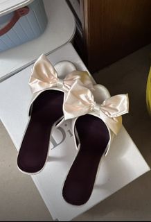(Category: ) located in . Submitted by lindsaylohanxo (Listing ID 1466350787, Image 1). Description: .
