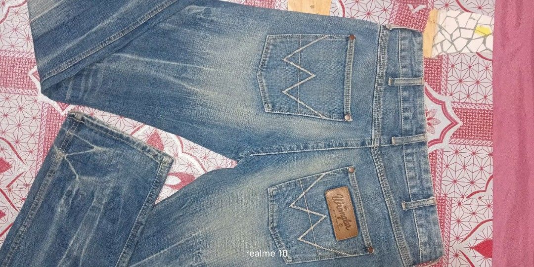 Wrangler (Category: Jeans) located in Jasaan. Submitted by ren063090 (Listing ID 1466443833, Image 3). Description: need wash lang po mga boss' no issue on jeans👍.