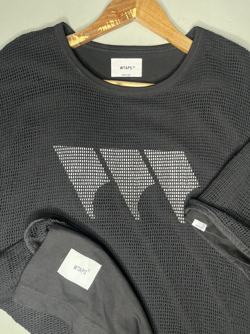 WTAPS (Category: Luxury Apparel) located in Catbalogan. Submitted by wayndsyclee. (Listing ID 1466411934, Image 3). Description: WTAPS SIZE LARGE TO MED EXCELLENT NO ISSUE COLOR RATE 9.5/10 Dimes:w22/L29.