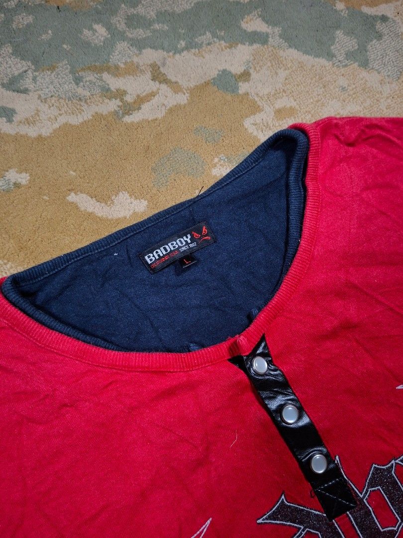 Y2k badboy shirt (Category: Tshirts & Polo Shirts ) located in Tagaytay City. Submitted by joselito_acosta (Listing ID 1466529522, Image 3). Description: Y2k badboy shirt In excellent condition No issues 9 /10 color rate Large on tag 22.5"×28" Authentic ✅ ✅ ✅ 250+shipping fee only Location: tagaytay Dm to purchase 📩 📩 📩.