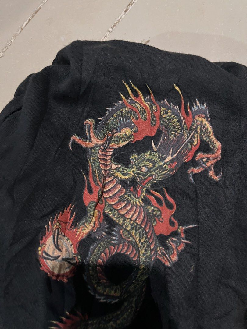 Y2k Ed hardy (Category: Coats, Jackets and Outerwear) located in Valencia. Submitted by hunterxthrifter (Listing ID 1466526528, Image 3). Description: inch? y2k ed hardy size xs to small laser print no issue color rate 9/10 .